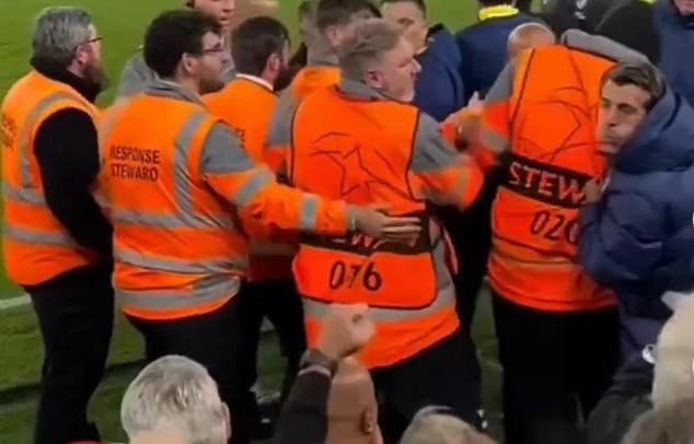 逆转后, 战中与另一 逆转后, 战中与另一