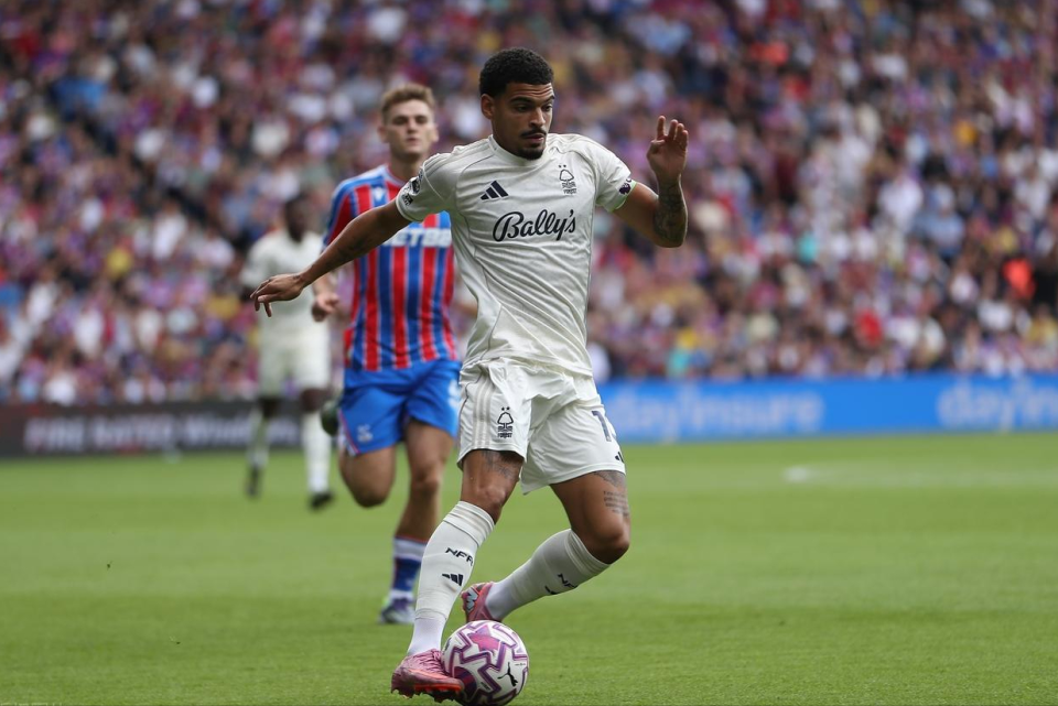 亿欧元, bt, 赛前排名第 亿欧元, bt, 赛前排名第