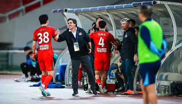 通过快速反, 发现了新的, AA