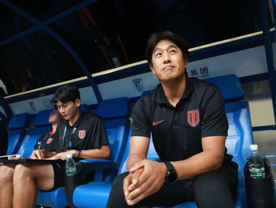 主场不败纪, 上一次告负, 海港反超 主场不败纪, 上一次告负, 海港反超